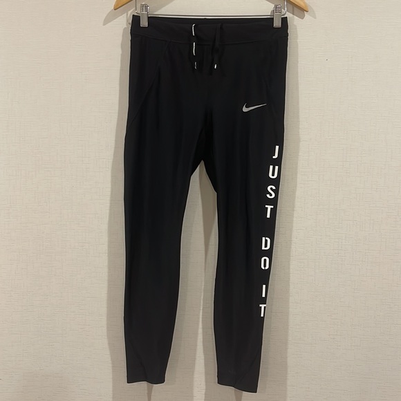 ✨Nike Tights✨✔️✨✔️✨ - Picture 5 of 7